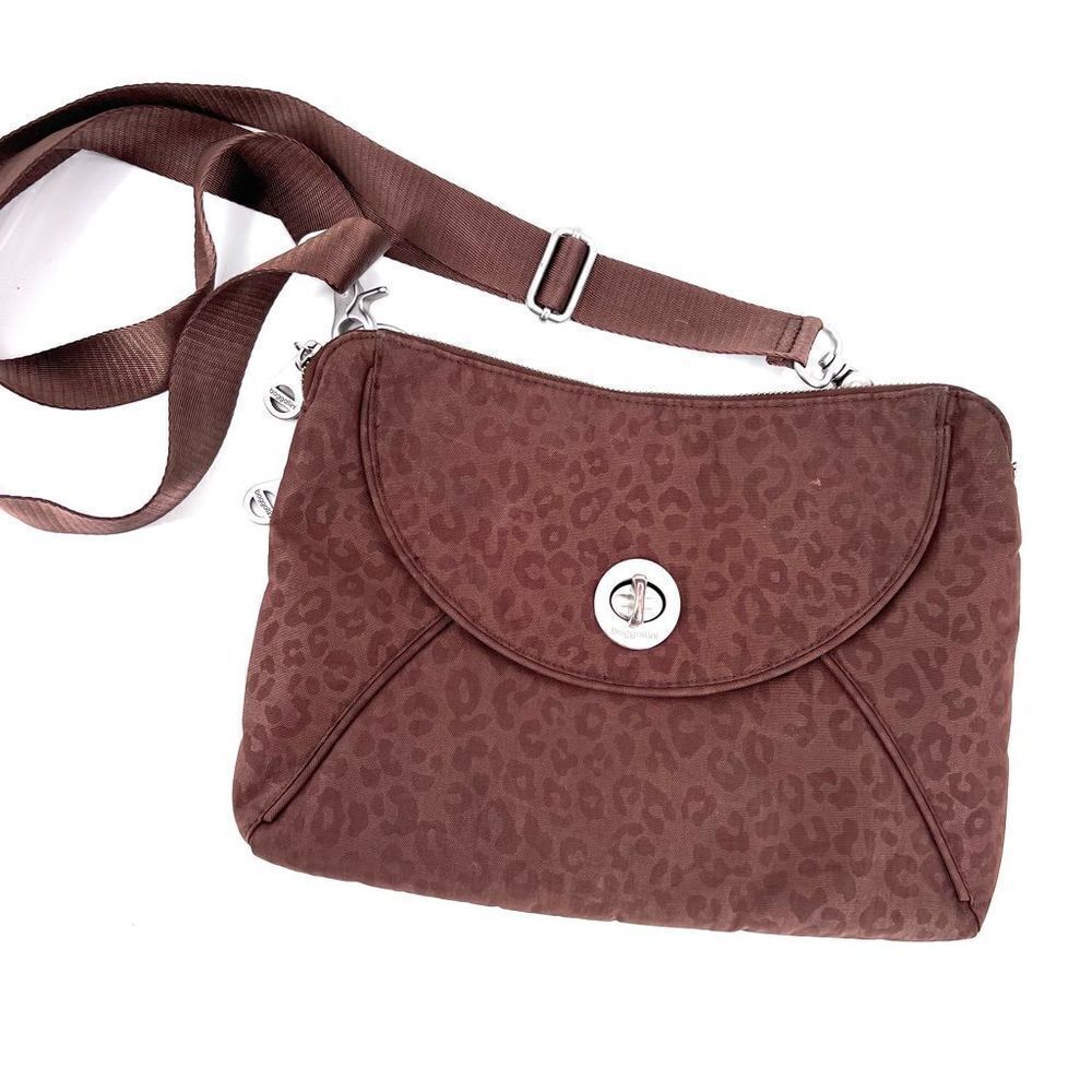 Baggallini brown leopard crossbody Nylon bag‎